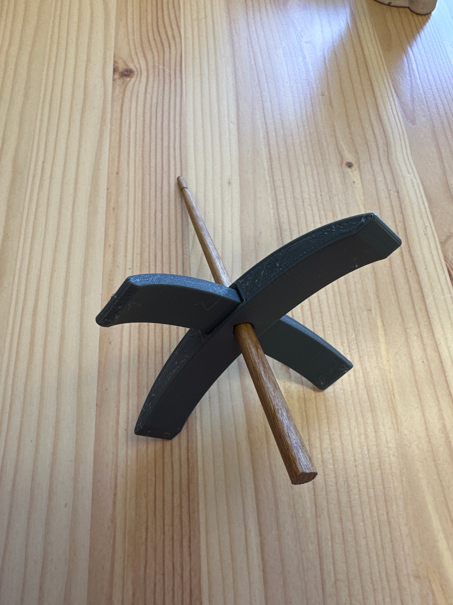 Cross-Arms (Turkish) Spindle