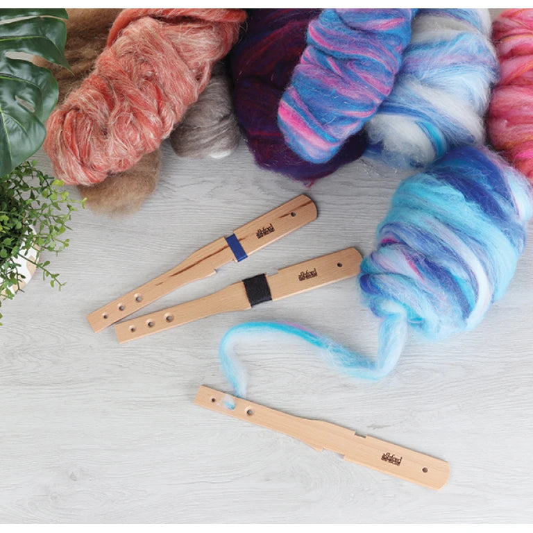 Ashford - Diz Stick and Yarn Gauge