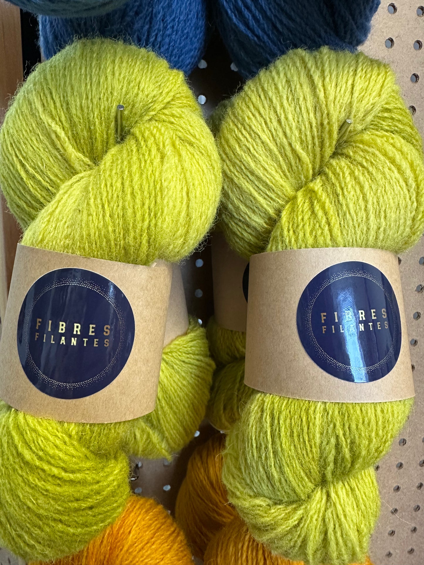 Frise et Bouclettes - Fil grosseur Fingering